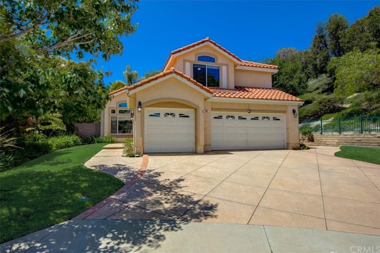 Photo 4 of 60 - 690 Allegro Ct, Simi Valley, CA 93065