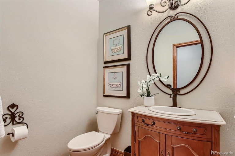 Photo 15 of 31 - 8378 Colonial Dr, Lone Tree, CO 80124