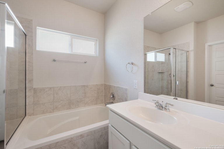 Photo 19 of 38 - 9414 Single Footing, San Antonio, TX 78254