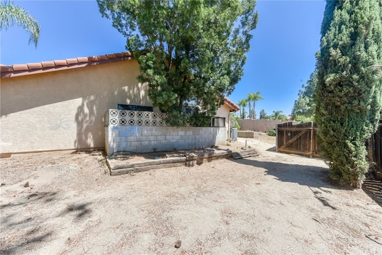 Photo 46 of 46 - 184 Cannon Rd, Riverside, CA 92506