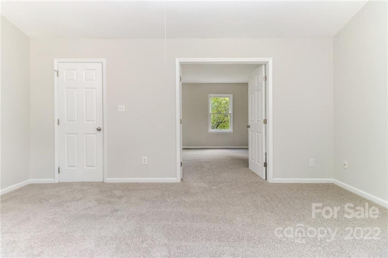 Photo 21 of 32 - 11231 Shandon Way Ln, Charlotte, NC 28262