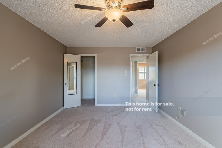 Photo 12 of 23 - 3617 W Voltaire Ave, Phoenix, AZ 85029