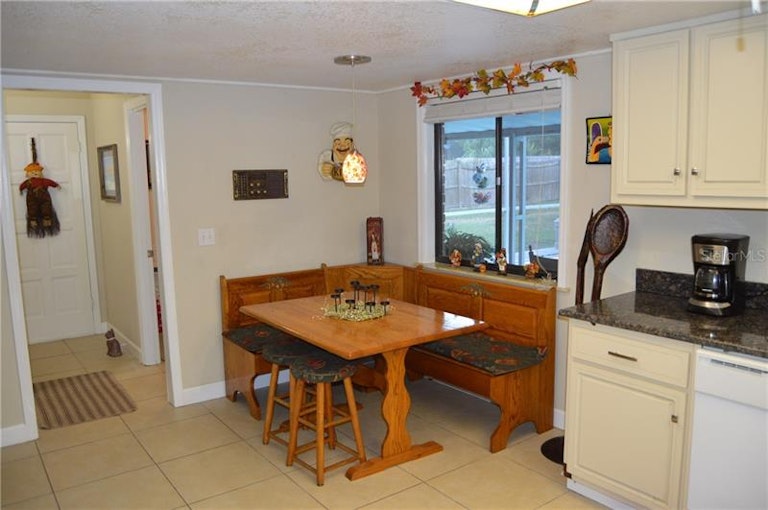 Photo 13 of 25 - 1801 E Normandy Blvd, Deltona, FL 32725
