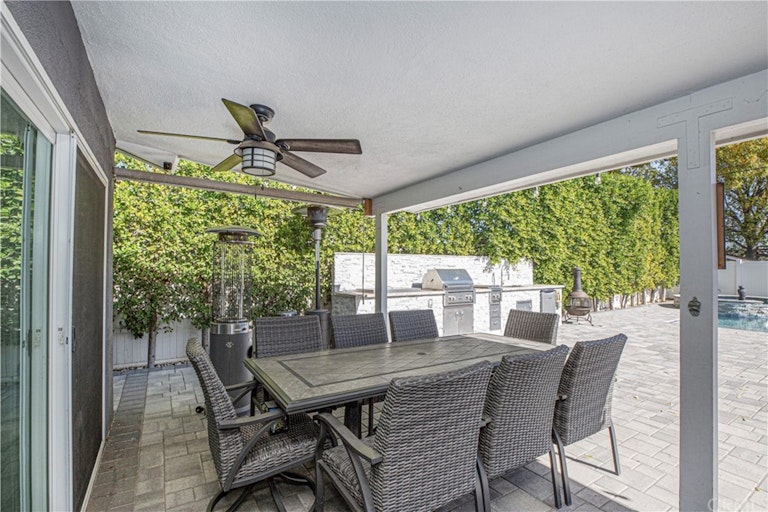 Photo 39 of 54 - 10452 Petit Ave, Granada Hills, CA 91344