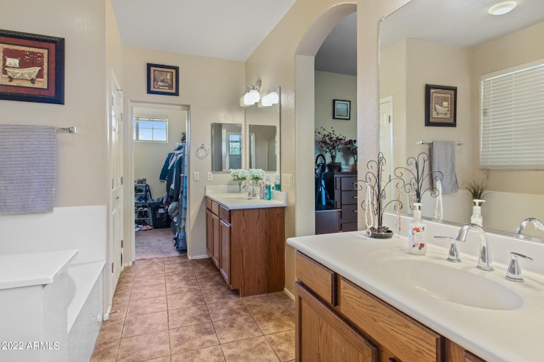 Photo 19 of 24 - 16016 W Hualapai St, Goodyear, AZ 85338