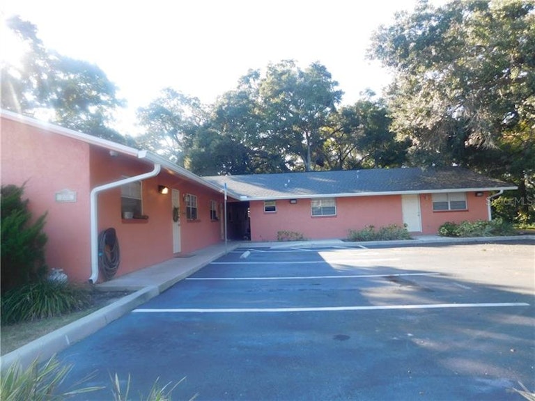 Photo 1 of 15 - 220 Tulane Ave, Clearwater, FL 33765