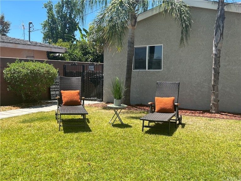 Photo 3 of 36 - 1444 W Lory Ave, Anaheim, CA 92802