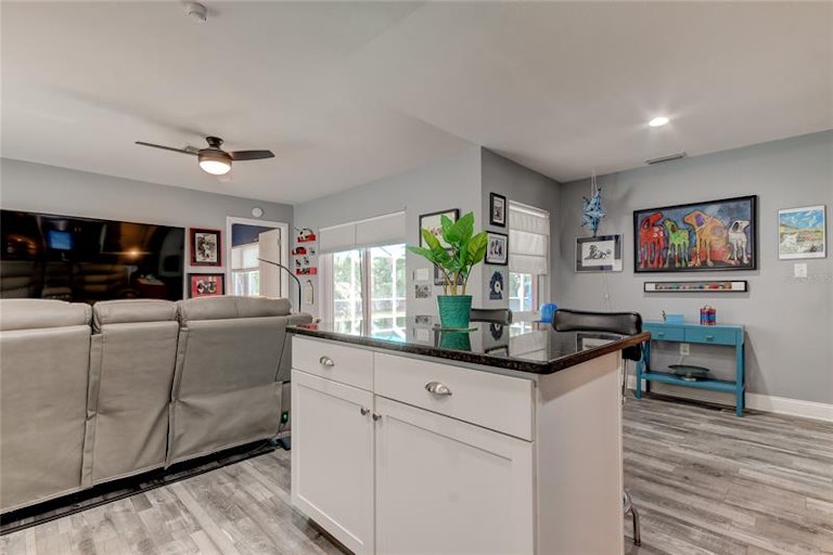 Photo 35 of 99 - 206 Timberview Dr, Safety Harbor, FL 34695
