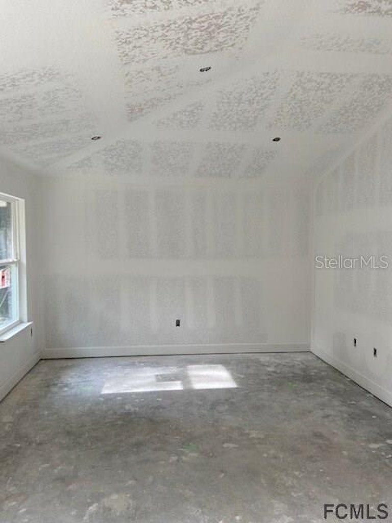 Photo 12 of 15 - 138 Sea Trl, Palm Coast, FL 32164