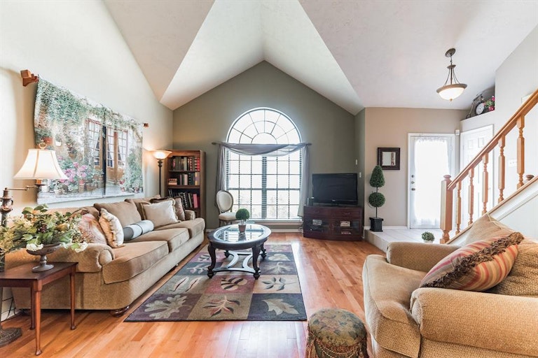 Photo 9 of 30 - 2032 Spinnaker Dr, League City, TX 77573