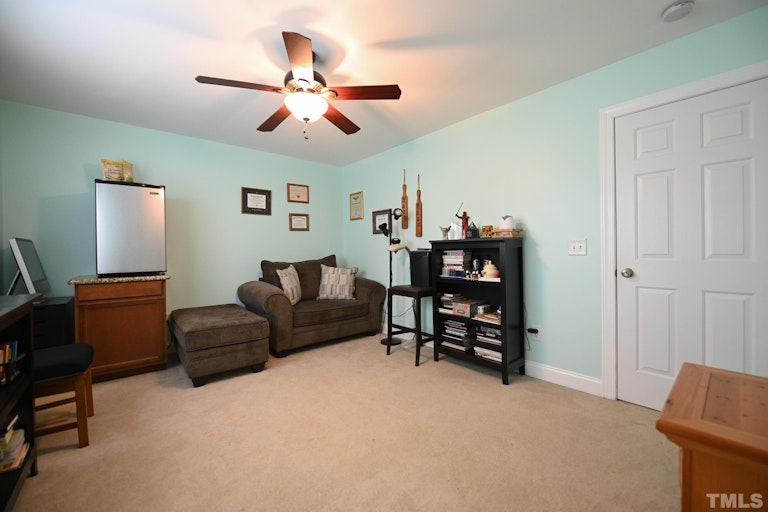 Photo 29 of 40 - 142 Mill Branch Cir, Fuquay Varina, NC 27526