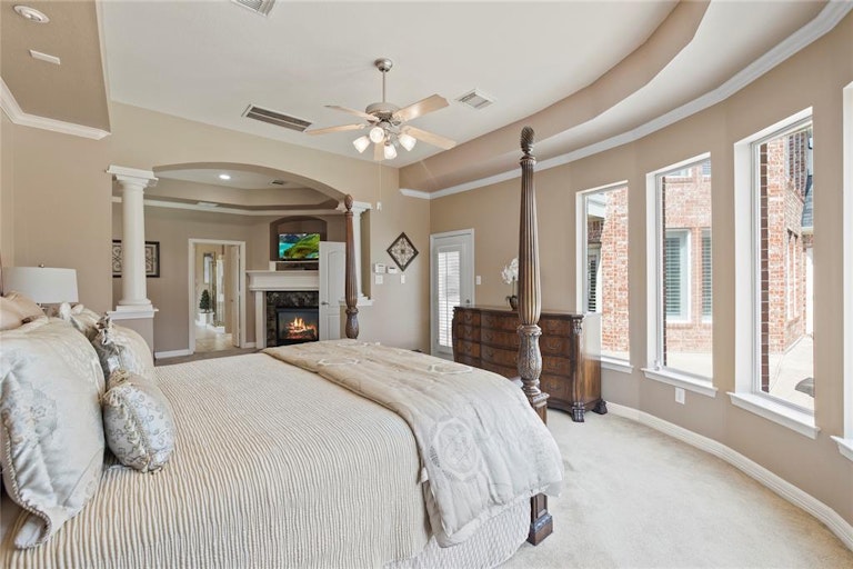 Photo 17 of 46 - 7006 Monarch Lake Ln, Katy, TX 77494