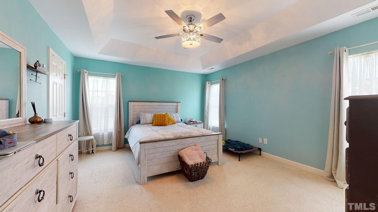 Photo 27 of 40 - 6209 Sparkling Brook Dr, Raleigh, NC 27616