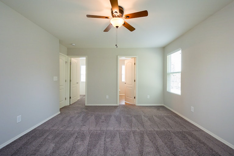 Photo 11 of 19 - 21 Eddy Trl, Durham, NC 27703