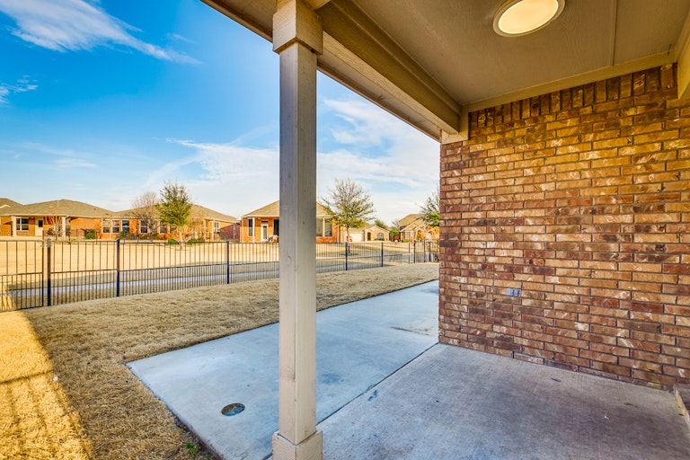 Photo 25 of 27 - 15832 Mirasol Dr, Fort Worth, TX 76177