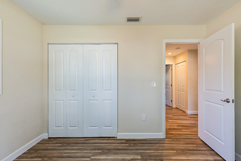 Photo 17 of 26 - 4033 Sandpointe Dr, Bradenton, FL 34205