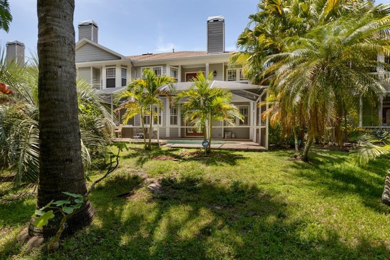 Photo 36 of 42 - 2881 Bayshore Trails Dr, Tampa, FL 33611