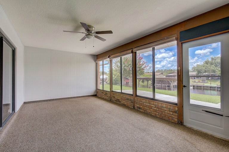 Photo 18 of 32 - 2401 Harris Blvd, Kissimmee, FL 34746