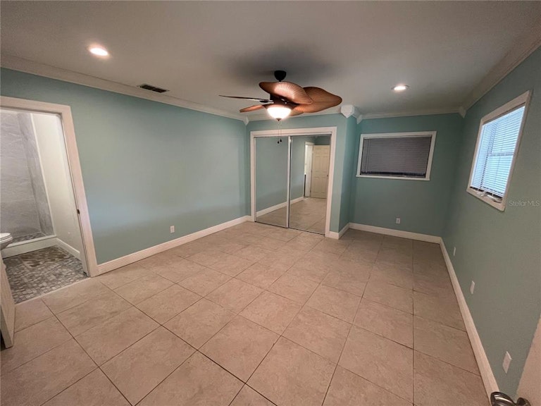 Photo 8 of 15 - 2803 Rutgers Ave, Bradenton, FL 34207