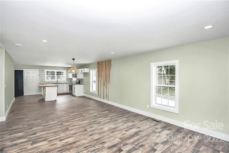 Photo 10 of 30 - 611 J Ave, Kannapolis, NC 28081