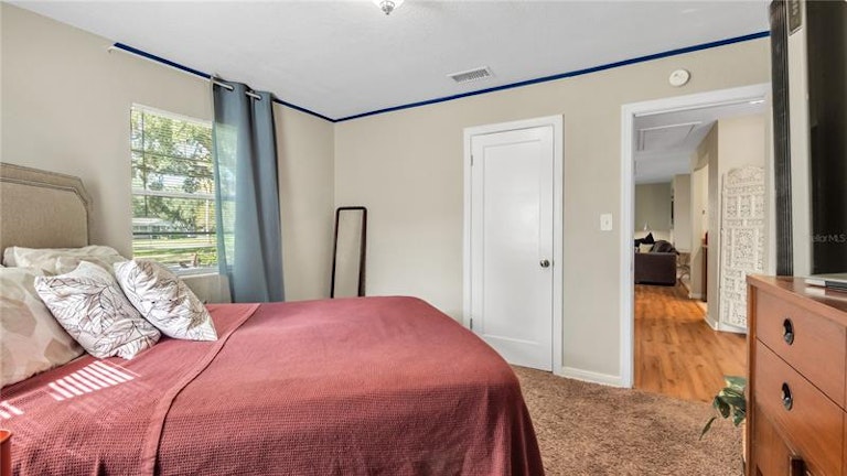 Photo 14 of 22 - 1030 E Walnut St, Lakeland, FL 33801