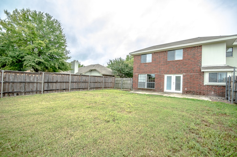 Photo 6 of 26 - 7701 Rice Dr, Rowlett, TX 75088