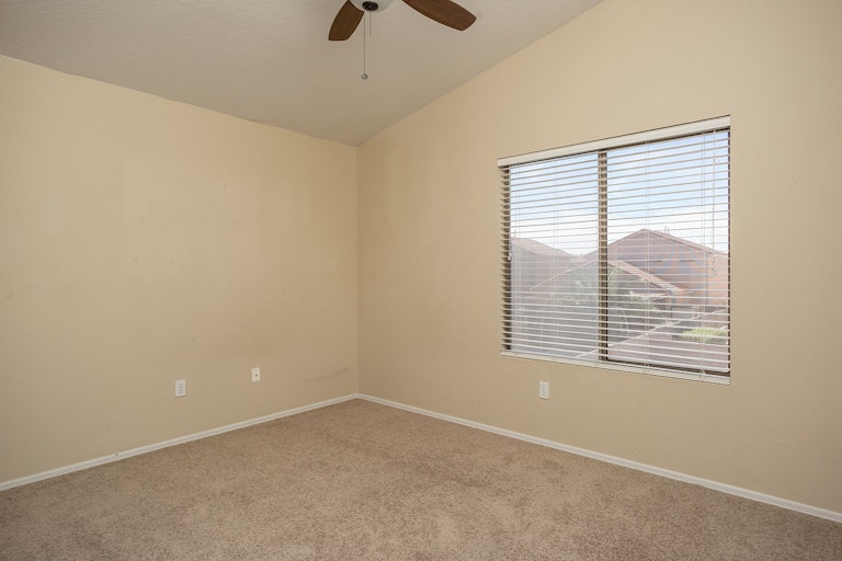 Photo 17 of 25 - 903 E Ross Ave, Phoenix, AZ 85024