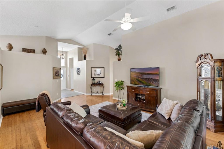 Photo 6 of 43 - 515 Sagecreek Ct, Winter Springs, FL 32708