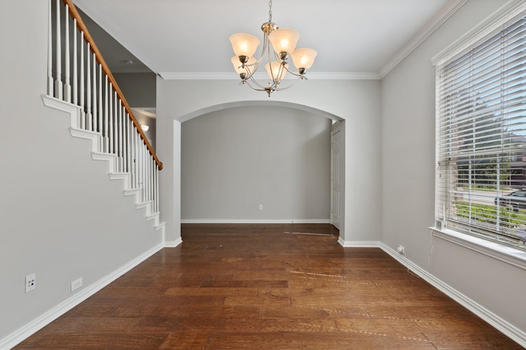 Photo 7 of 36 - 304 Granite Falls Dr, Keller, TX 76248