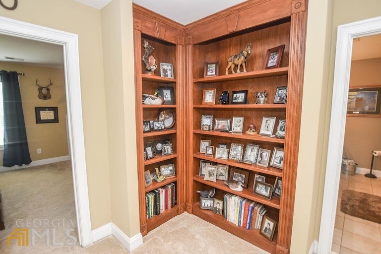 Photo 52 of 105 - 1013 Country Ln, Loganville, GA 30052