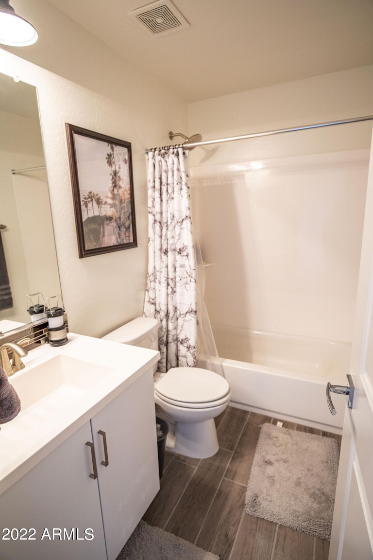 Photo 16 of 42 - 2358 E Hidalgo Ave, Phoenix, AZ 85040