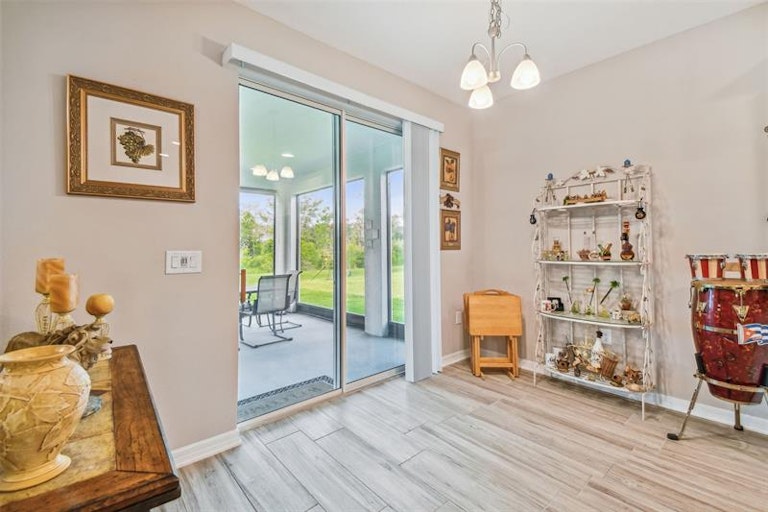 Photo 8 of 72 - 18123 Cortes Creek Blvd, Spring Hill, FL 34610