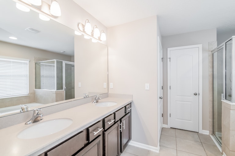 Photo 4 of 25 - 167 Brentley Ln, Orange Park, FL 32065