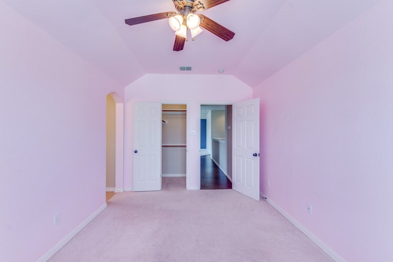 Photo 32 of 38 - 1716 Lake Wood Trl, Little Elm, TX 75068