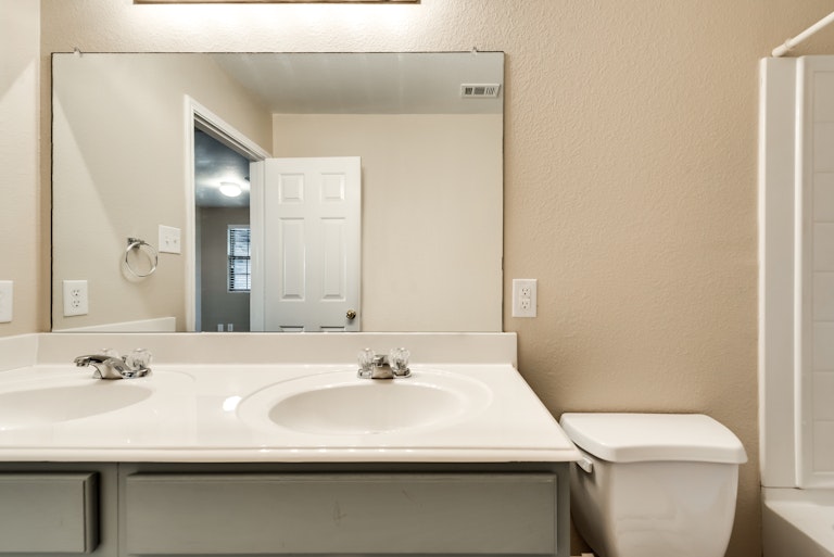 Photo 28 of 35 - 1110 Luton Dr, Prosper, TX 75078