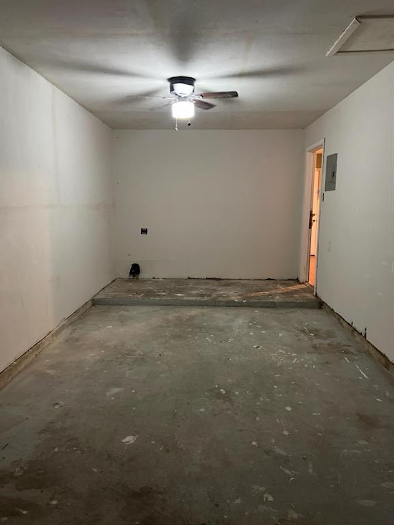Photo 18 of 18 - 1005 S Murray St, McKinney, TX 75069