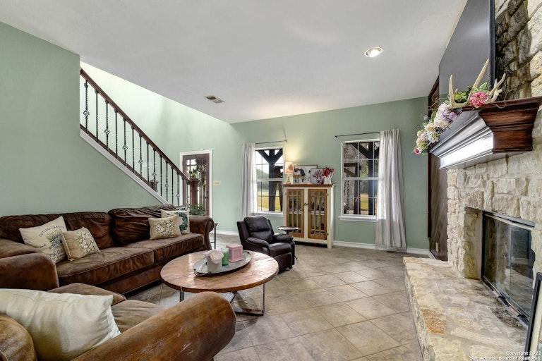 Photo 9 of 51 - 1359 E Ammann Rd, Bulverde, TX 78163