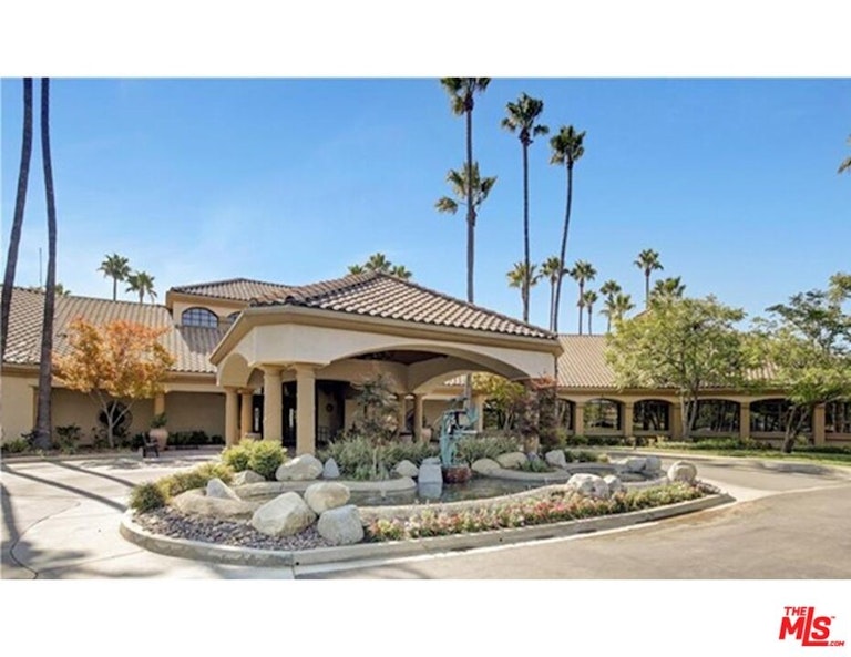 Photo 35 of 54 - 4907 Singing Hills Dr, Banning, CA 92220