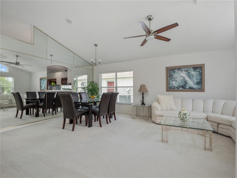 Photo 6 of 40 - 1026 Lake Davenport Blvd, Davenport, FL 33897