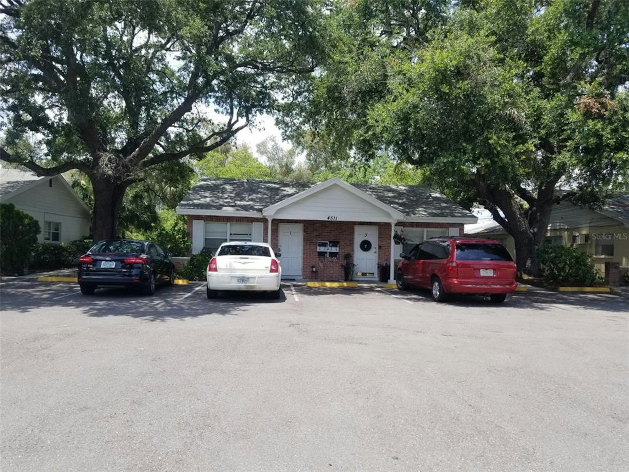 Photo 1 of 14 - 4511 W McElroy Ave, Tampa, FL 33611