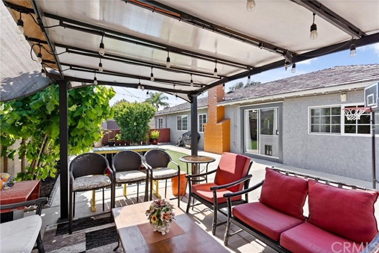 Photo 13 of 14 - 1938 W Chanticleer Rd, Anaheim, CA 92804