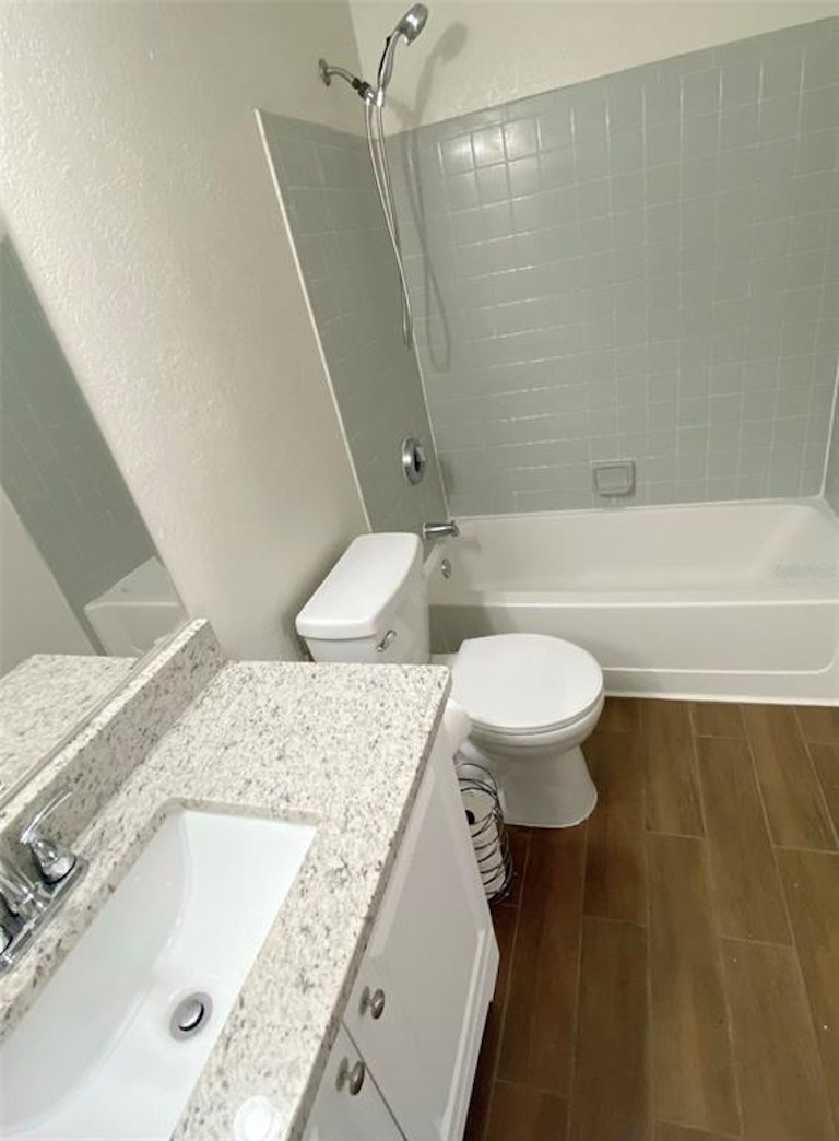 Photo 13 of 28 - 10263 Gandy Blvd N #2001, Saint Petersburg, FL 33702