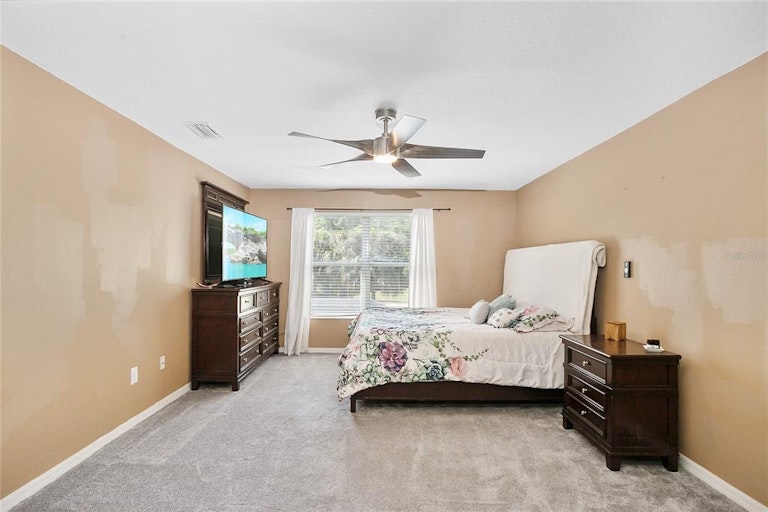 Photo 28 of 45 - 10565 Coral Key Ave, Tampa, FL 33647