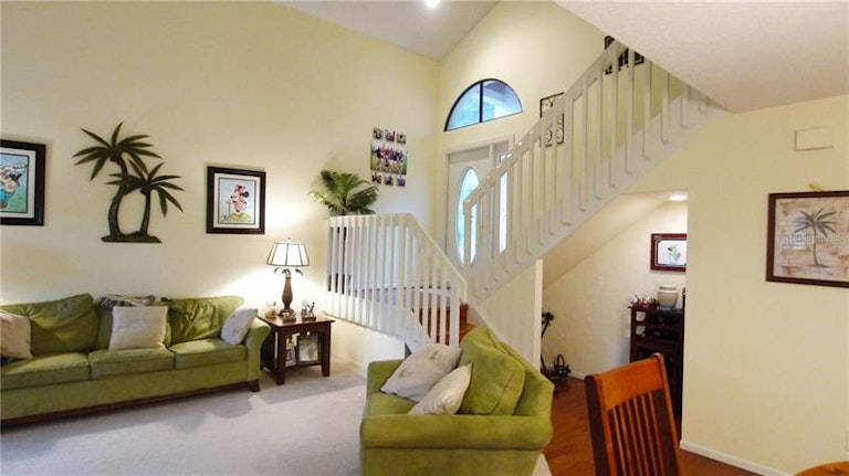 Photo 11 of 25 - 6470 Edgeworth Dr, Orlando, FL 32819