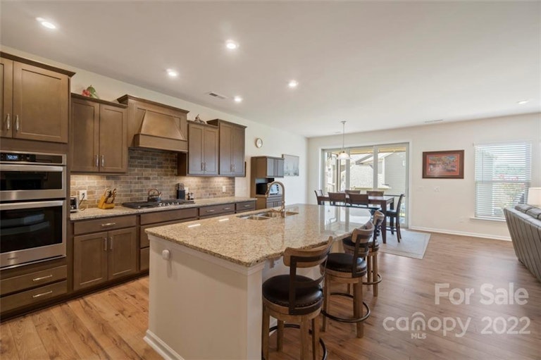 Photo 12 of 48 - 15003 Luna Dr, Charlotte, NC 28278