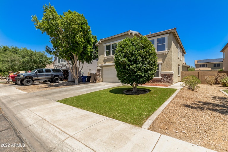 Photo 9 of 32 - 14880 W Columbine Dr, Surprise, AZ 85379