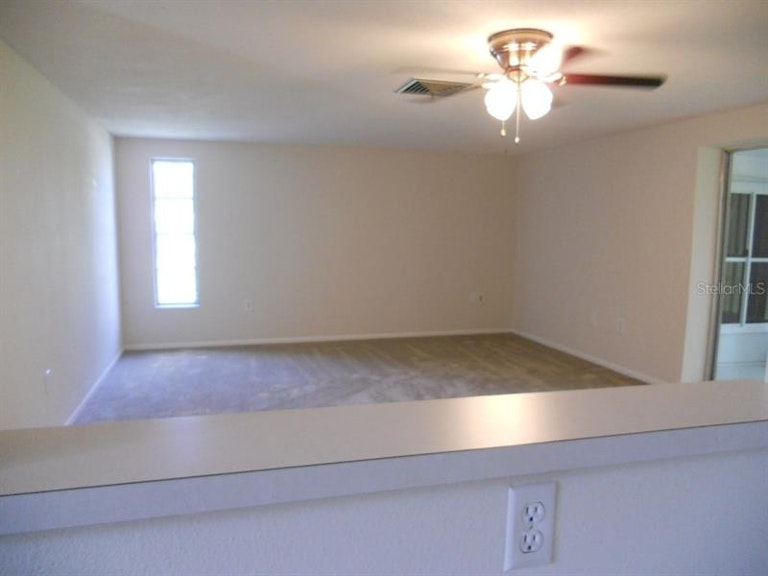 Photo 6 of 22 - 2312 Terry Ln, Sarasota, FL 34231