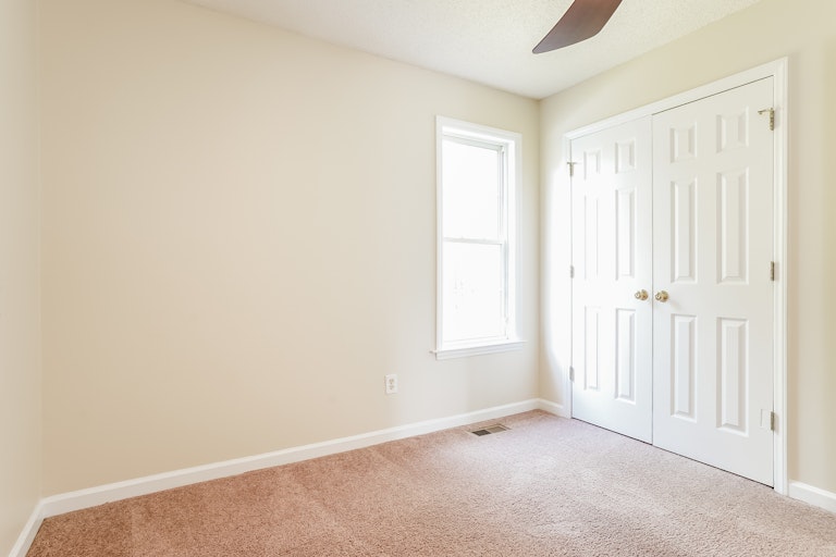 Photo 19 of 25 - 1604 Lake Trout Ln, Raleigh, NC 27610