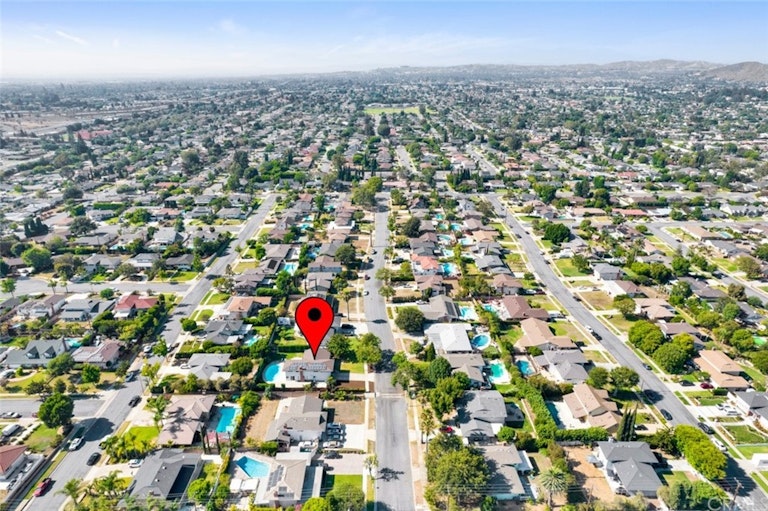Photo 23 of 23 - 13401 Wheeler Pl, Santa Ana, CA 92705