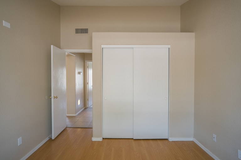 Photo 17 of 24 - 7640 W Cholla St, Peoria, AZ 85345
